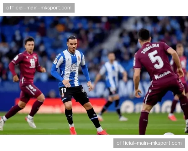 赫罗纳1-0小胜瓦伦西亚，巩固积分榜第三位置，锁定下赛季欧冠资格